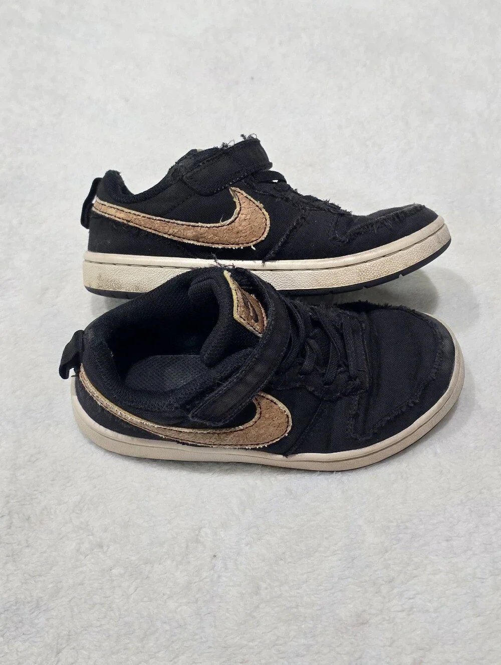 Boy's Nike Court Sneakers Borough Low 2 Black Casual Shoes Size 13 Youth